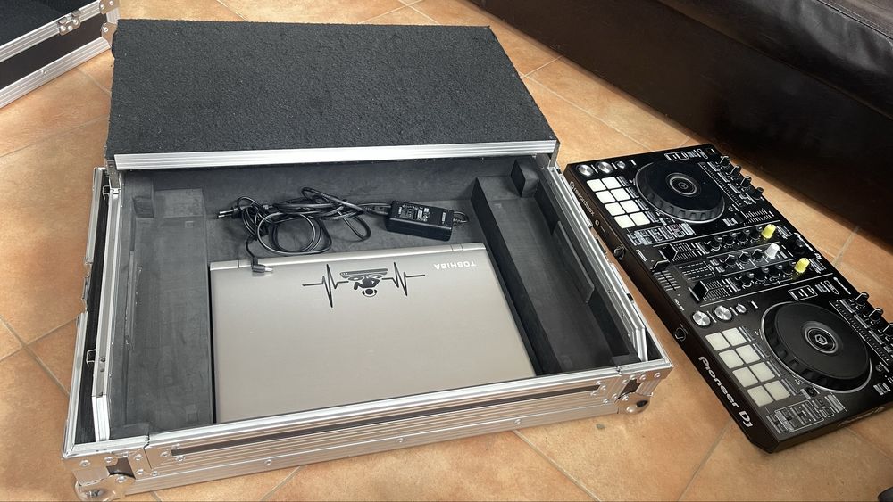 Flight case consola dj