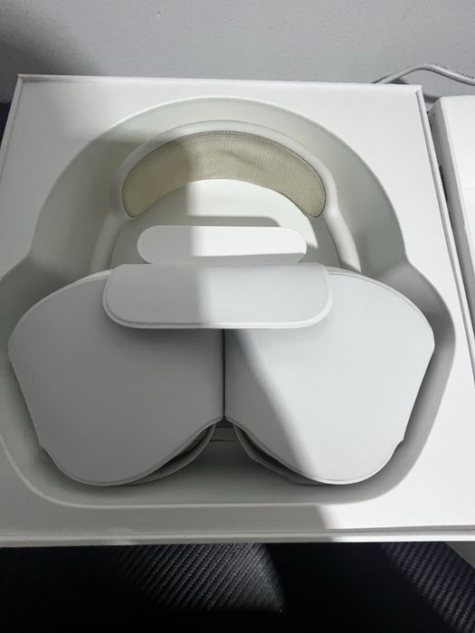 Соочно продам apple наушники