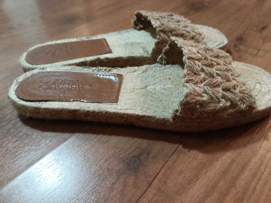 Slapi Zara din rafie