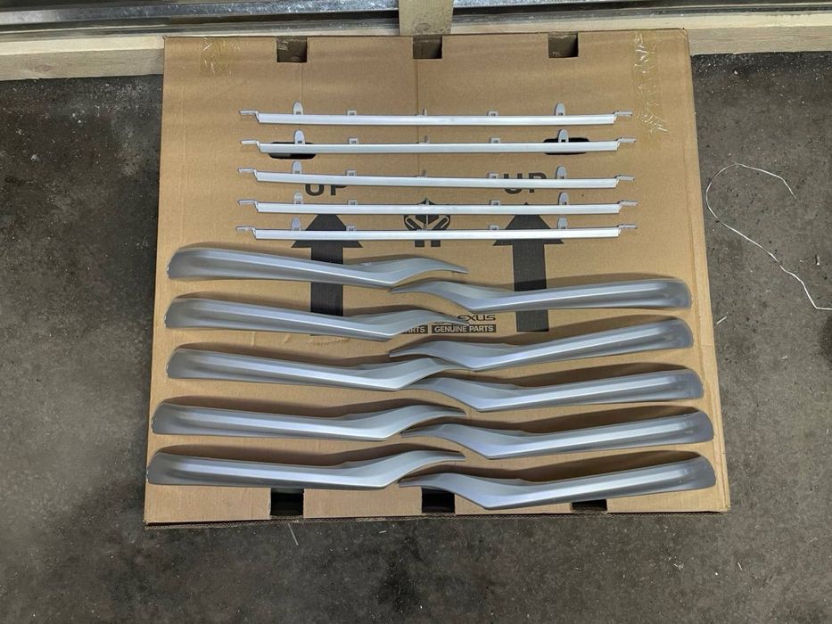 Губа передний на Камри 75 SE