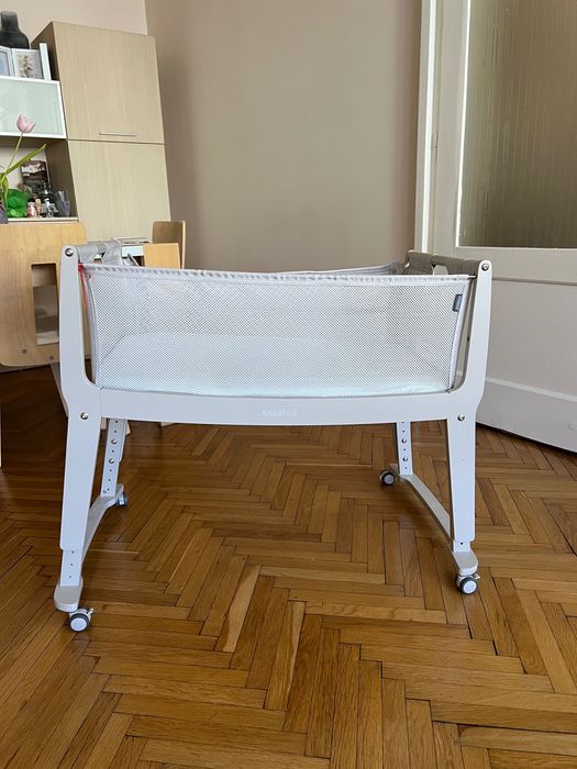Продавам бебешка кошара SnuzPod Studio/ кошара тип next-to-me
