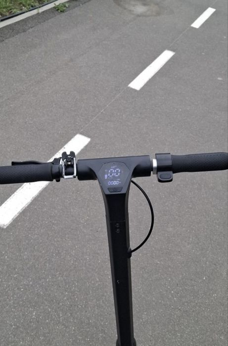 Hoverbot electric scooter