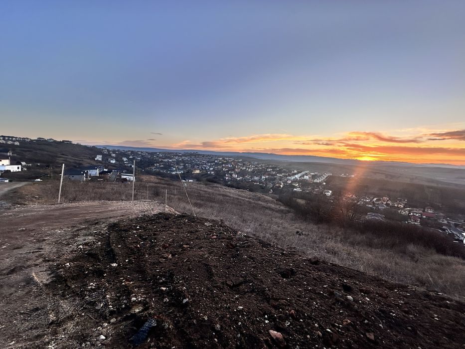 Vand doua parcele in Dezmir