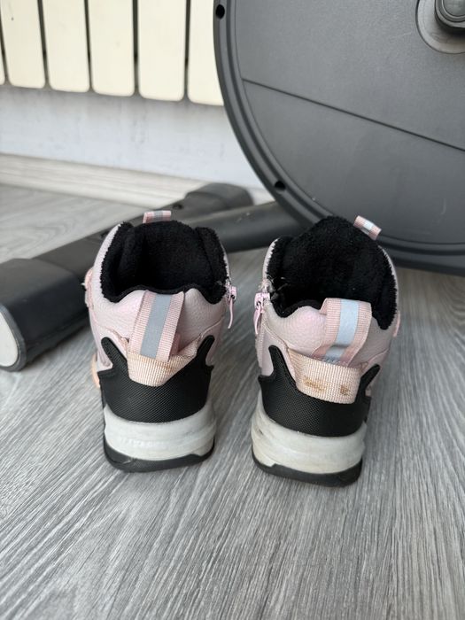 Neo Feet демисезонные ботинки для девочки