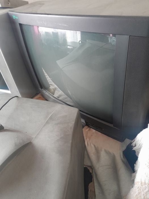 Телевизор сотилади