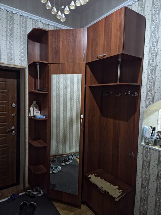 Шкаф для прихожей