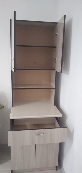 Продается шкаф и кушетка