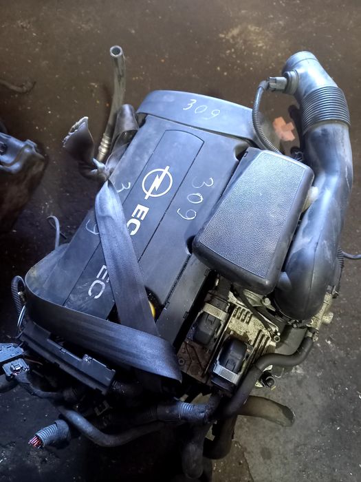 Двигатель на  Опель Z16XEP из Германии