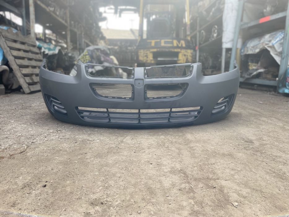 Бампер передний Dodge Stratus Додж Стратус