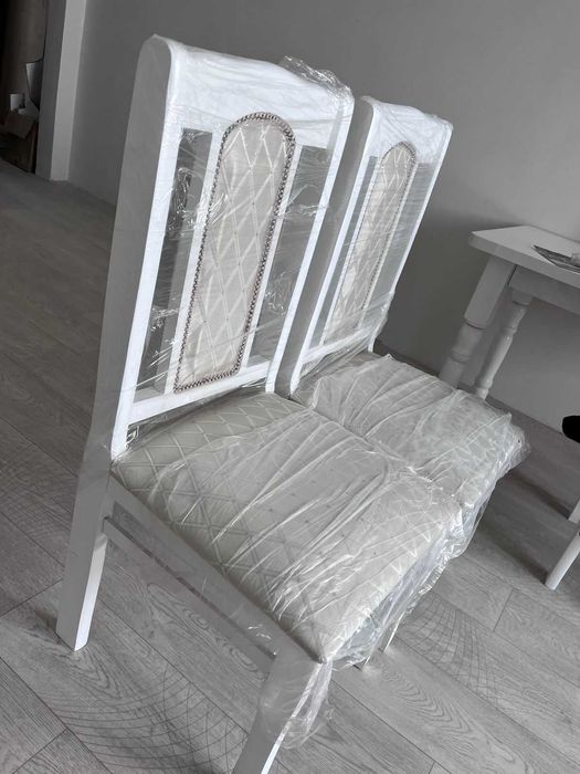 Стулья со спинками,новые