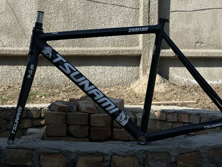 Продаю фреймсет тсунами снм 100