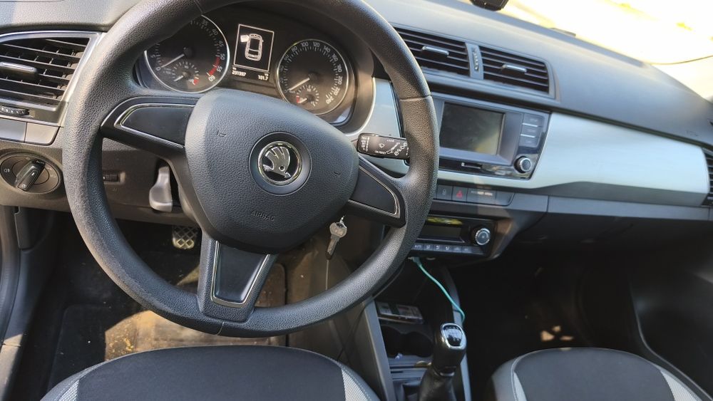 SKODA Fabia 2015 — imagine 4