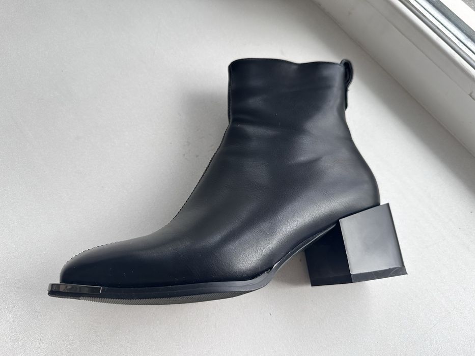 Продам сапоги весна осень