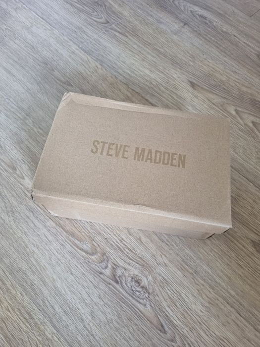 Черни Steve Madden сандали с дебел ток