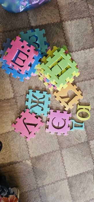 Детские развивающие игрушки.