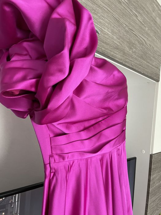 Rochie eleganta fucsia