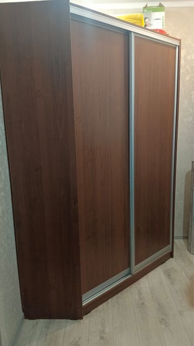 Продам шкаф угловой отличном состоянии