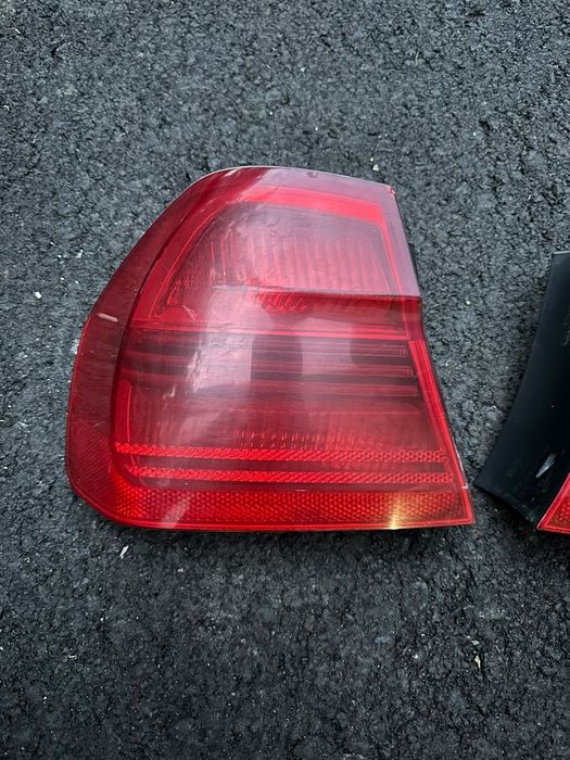 Задние фонари BMW e90 дорест