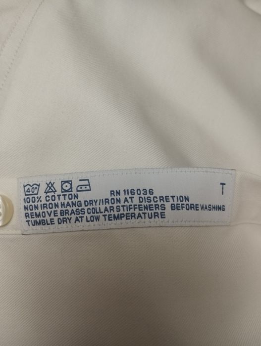 Рубашка белая фирменная