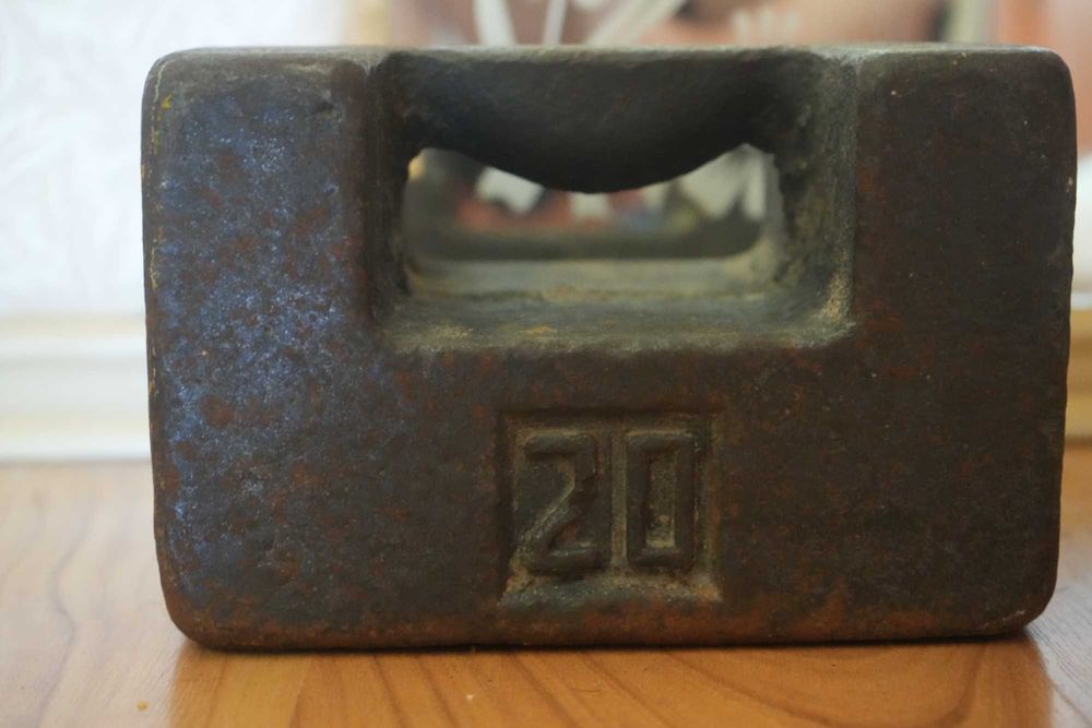 Старинная чугунная весовая гиря 20 кг СССР за 20 тысяч тенге