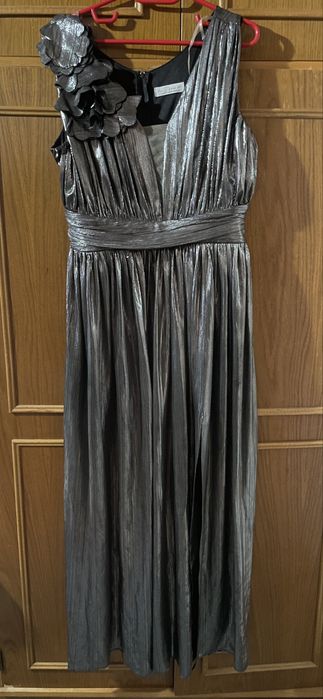 Vand rochie de ocazie