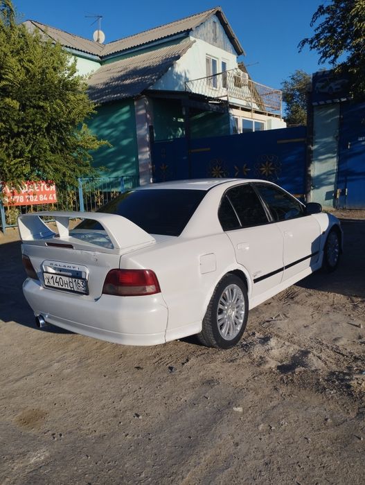 Митсубиси Галант