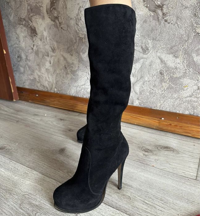 Продам сапоги замша