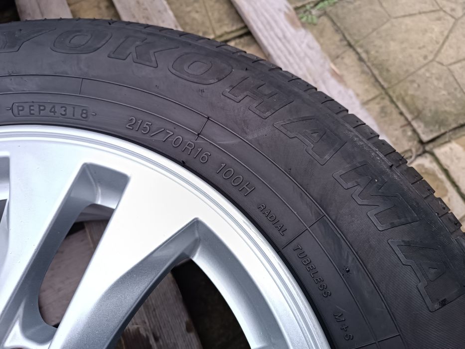 4бр. летни гуми 215/70/16 Yokohama
