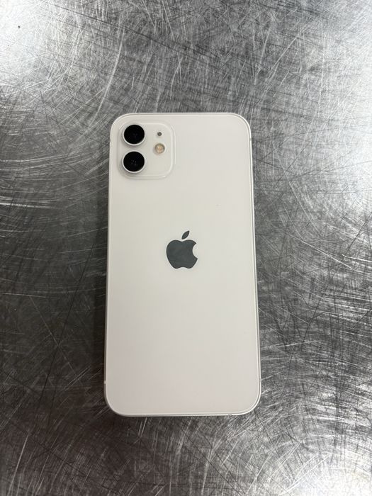 Продам iPhone 12 White 128 GB