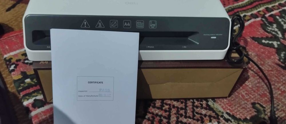 Ламинатор А4 Deli ET100 Оригинал !!!