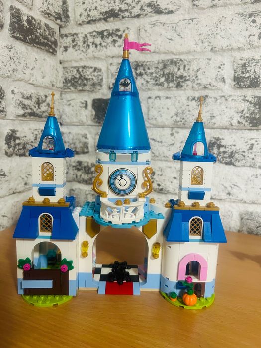 Lego Disney Princess: Замъкът на Пепеляшка