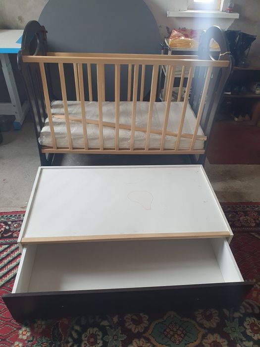 Стулчики и детские кровати