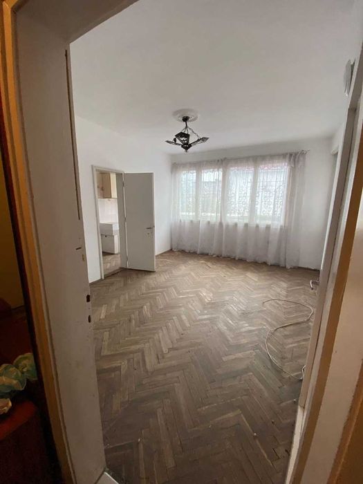 Продава се Тристаен апартамент в Айтос - 100 кв.м за 1000 €/кв.м - Снимка #7