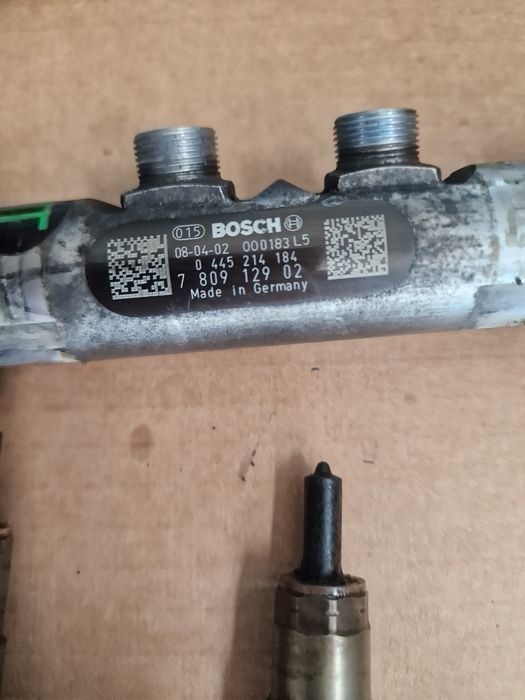 Injectie injectoare pompa bmw e87 e81 e90 e91 e92 e93 320d 177cp n47