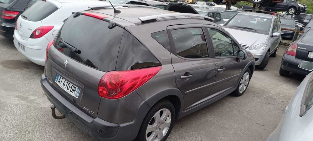 Peugeot 207  1.4i/HDi  1.6i/HDi +др.цветове + SW (2006-2014) на части
