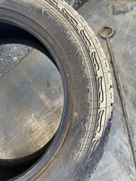Продам комплект Triangle 292 235/60 r18