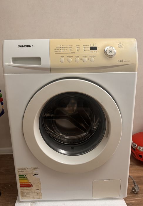 Продам стиральную машинку