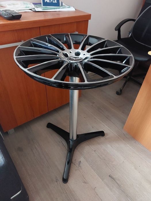 Дизайнерска  AMG  масичка