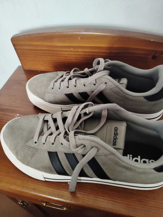 Adidas Nr 44 stare foarte buna