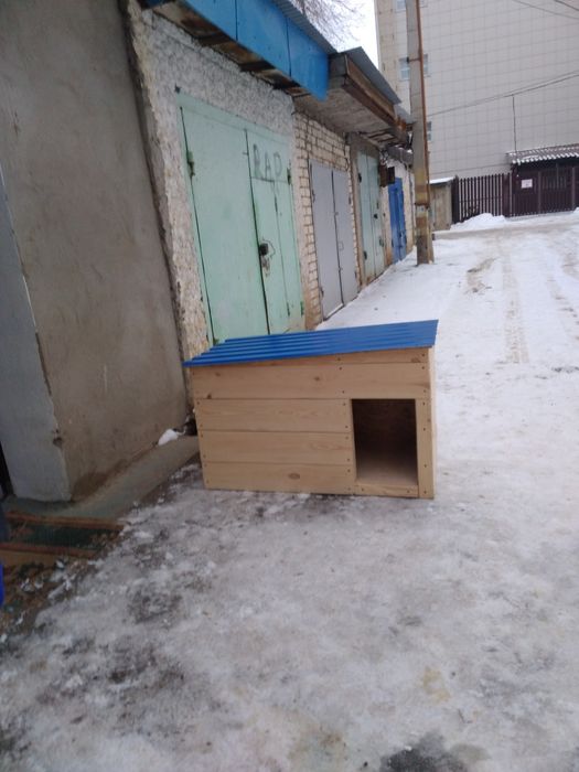 Собачья будка из дерева