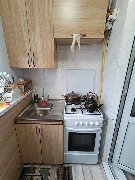 3хкомн кв, 5 эт, 15мкр