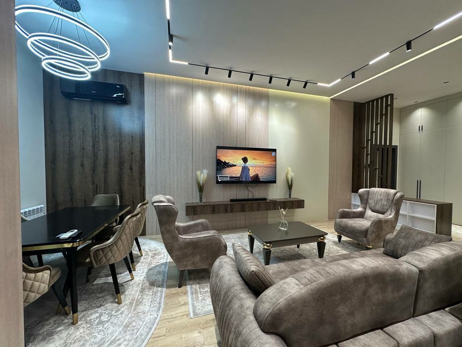 Продаю 2/4/7 в ЖК Oq Saroy Deluxe