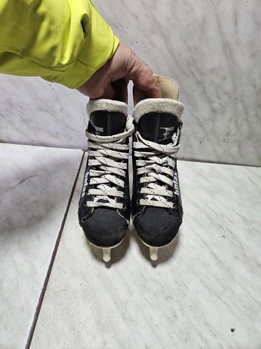 Patine 10 hochei hockey  Botas  marimea  27-28  ( 17,5  cm)