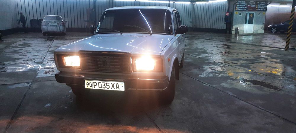 Lada 2107 sotiladi xolati zo'r holatda