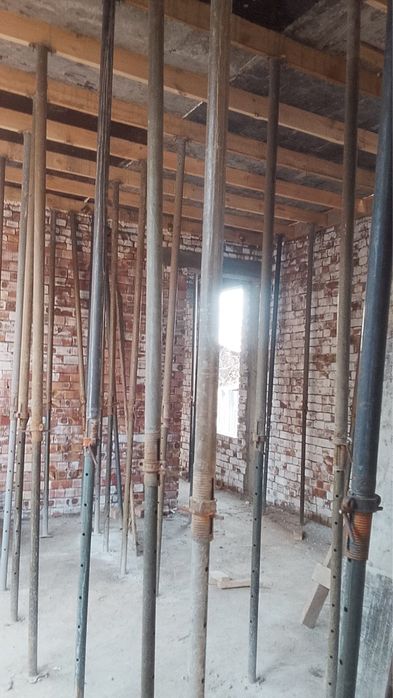 Арендаға струбцина, опалубка және леса