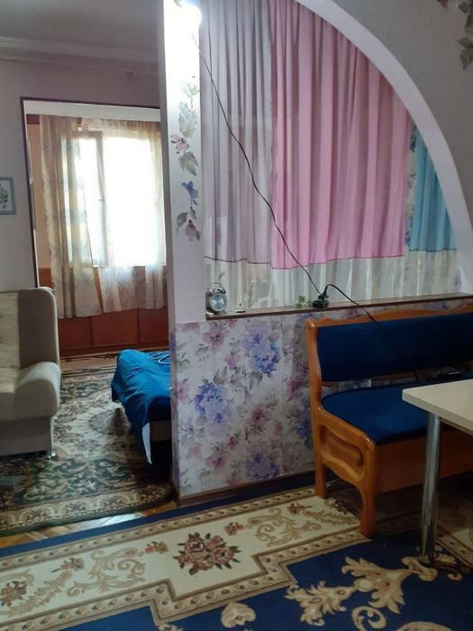 Здаецая 1 комнатная квартира массив куйлук 1