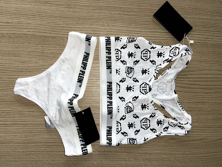 Сет сутиен топ бельо бикини филип плейн черен philipp plein pp