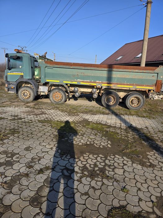 Scania trakker verde