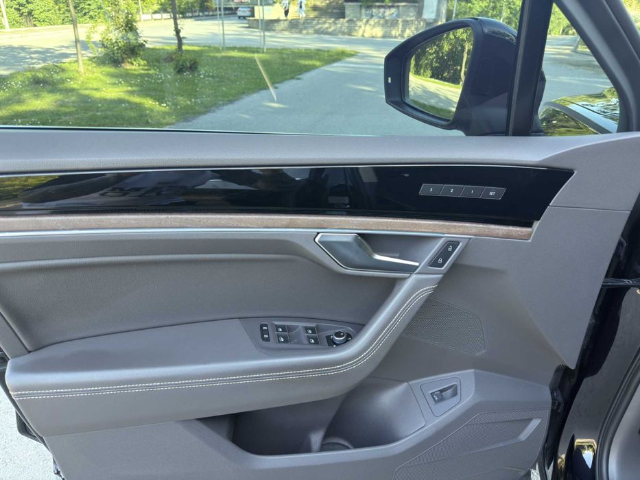 VW Touareg Elegance 3.0 V6 TDI