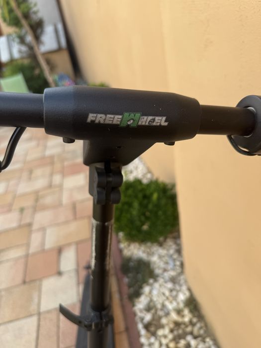 Trotinetă electrică FreeWheel Rider T1